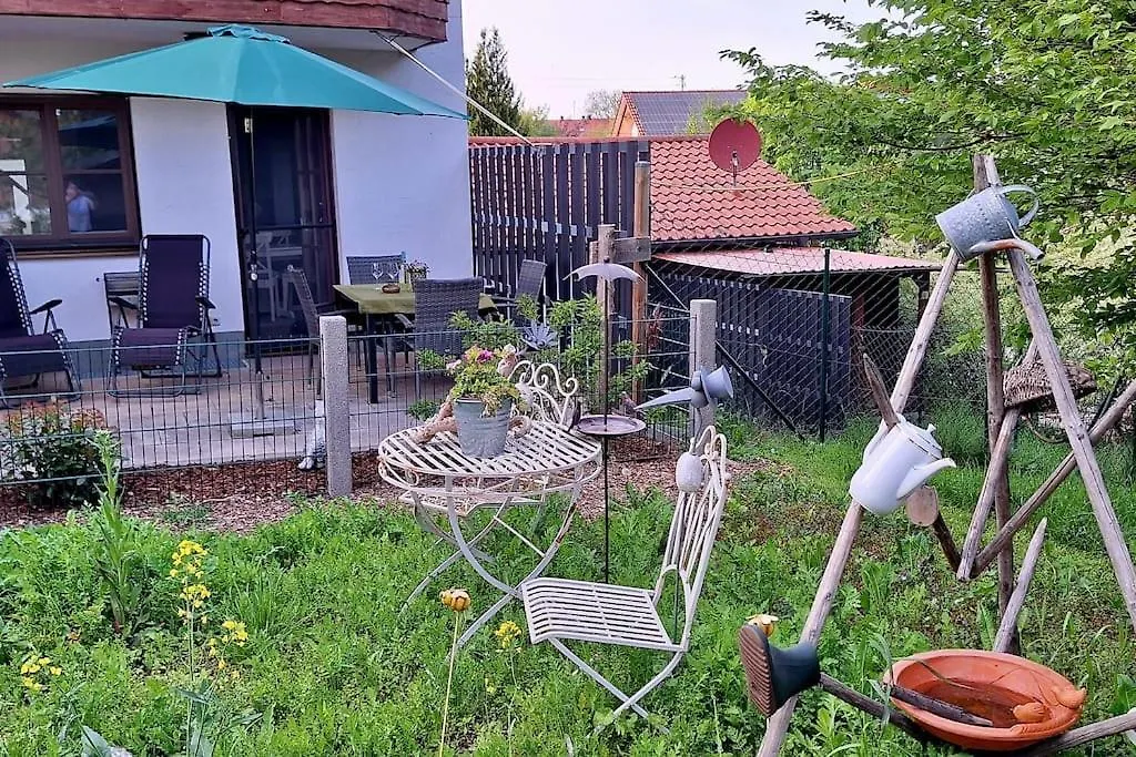 Ferienwohnung Nussbaum Bayerisches Voralpenland Lorenzenberg Apartment